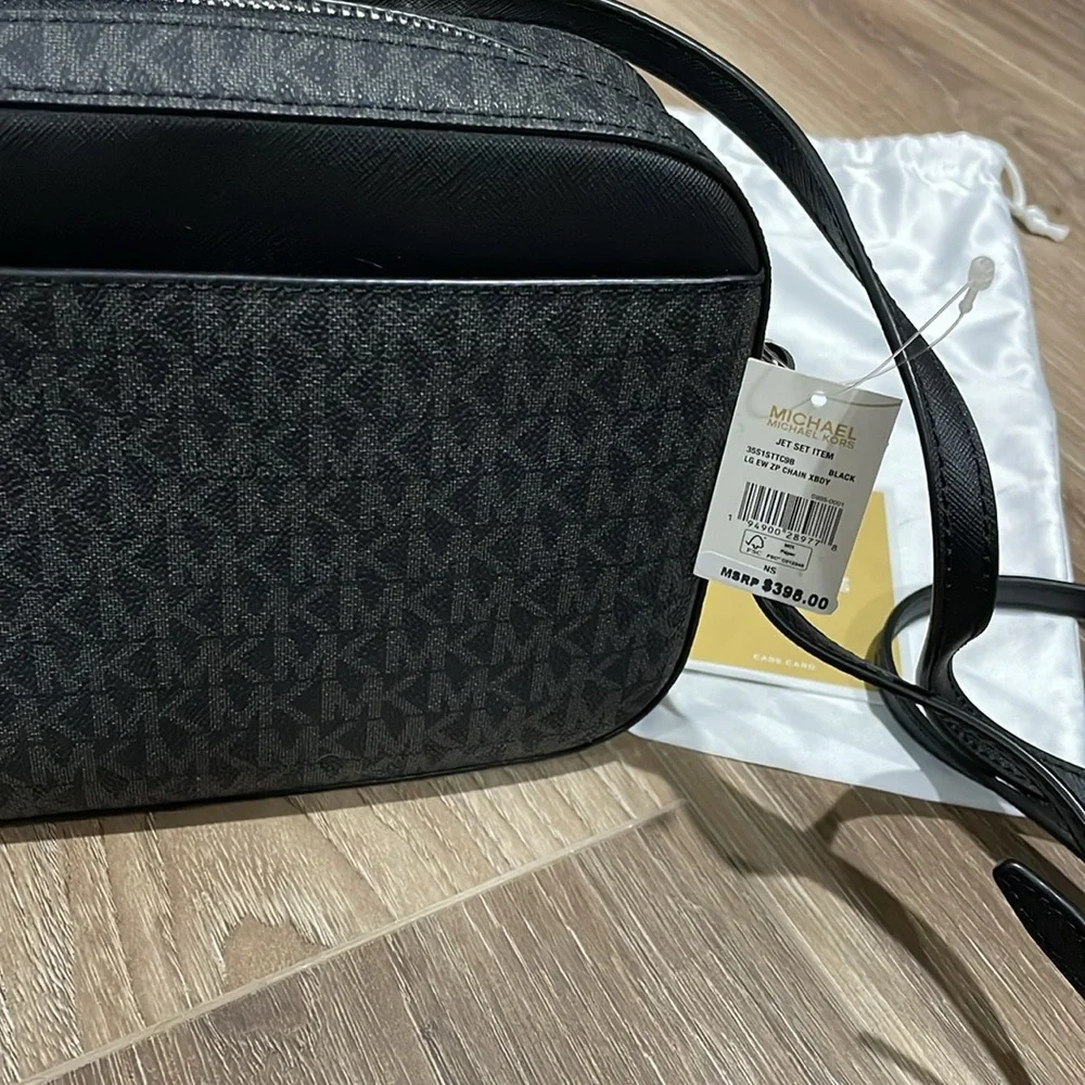 NWT Michael Kors monogram crossbody - Picture 10 of 10